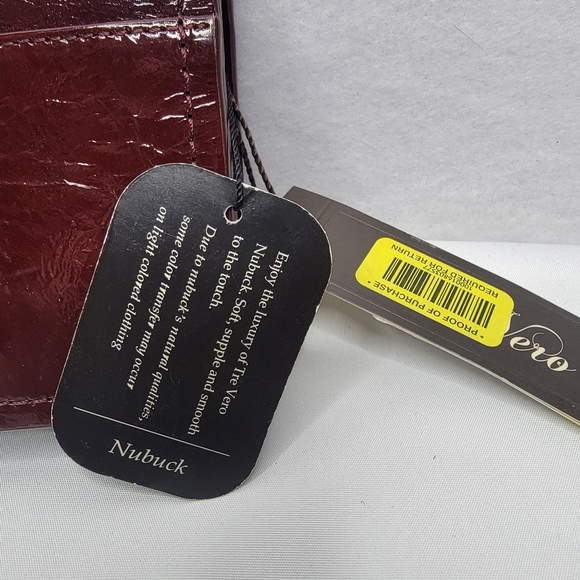 NEW NEW NEW!! Tre Vero Nubuck Leather Ox Blood Clutch Bag.‎ P123